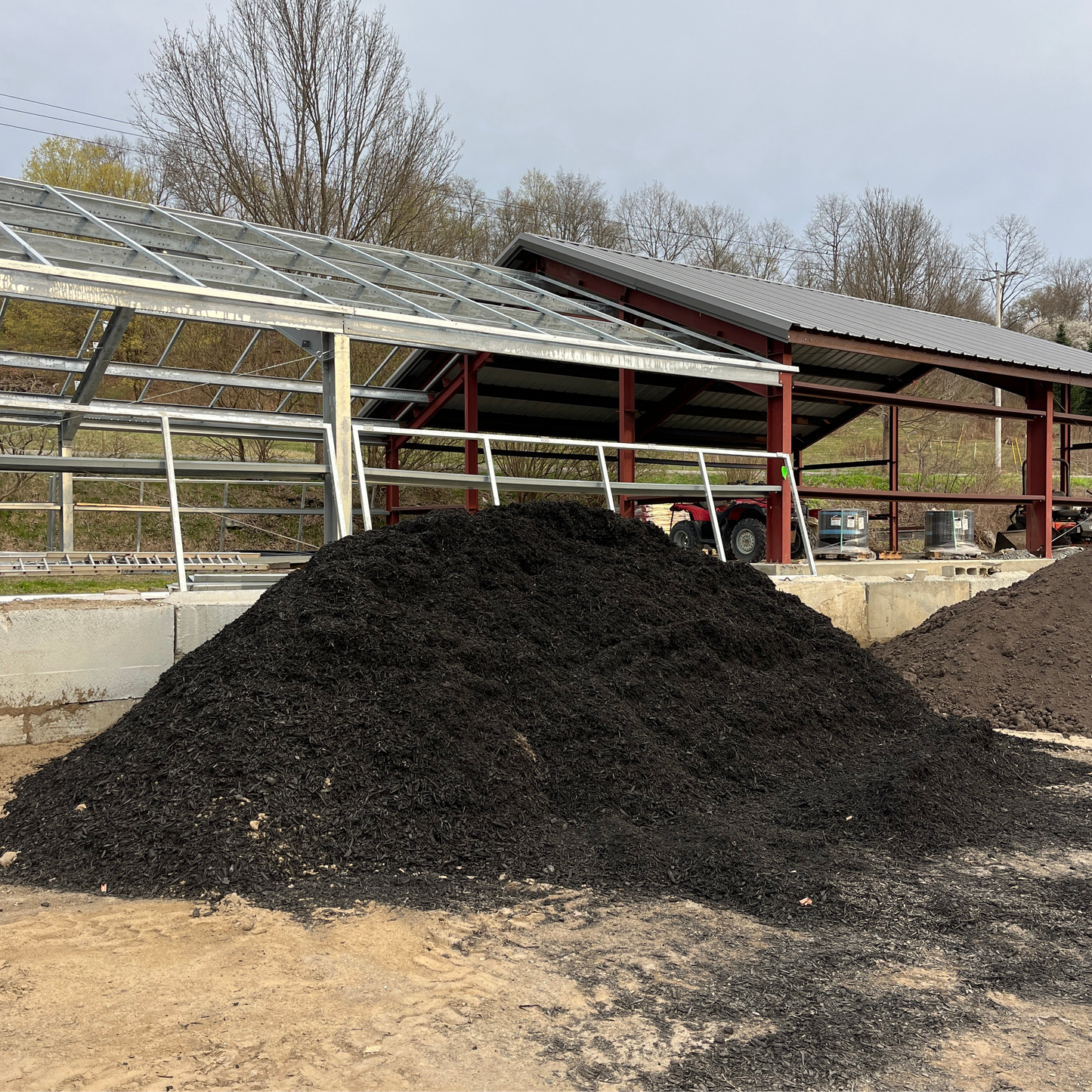 All Natural Black Dyed Mulch