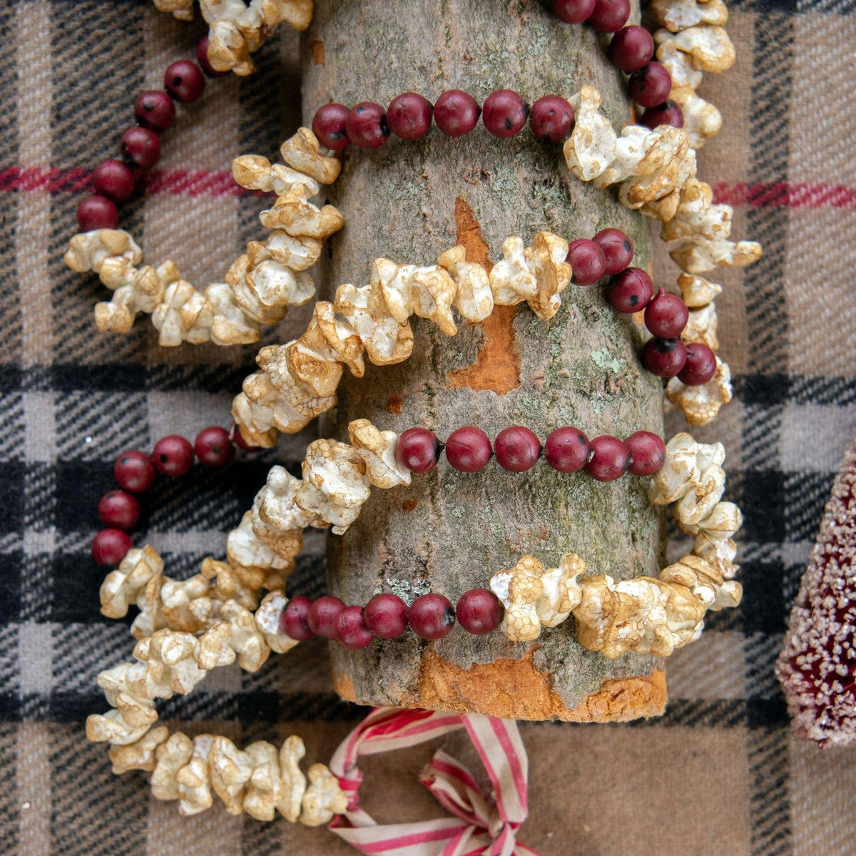 9' POPCORN CRANBERRY GARLAND