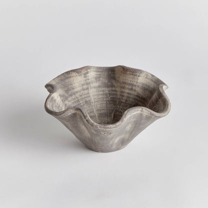 Wakefield Handmade Wiley Pot #4, Gray