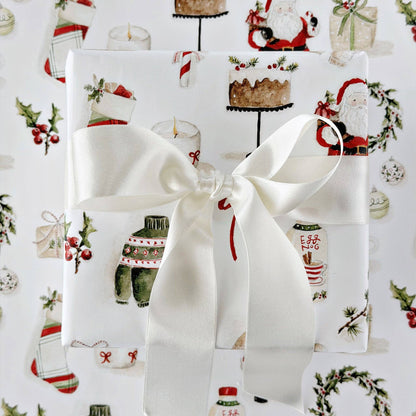 Classic christmas gift wrapping paper