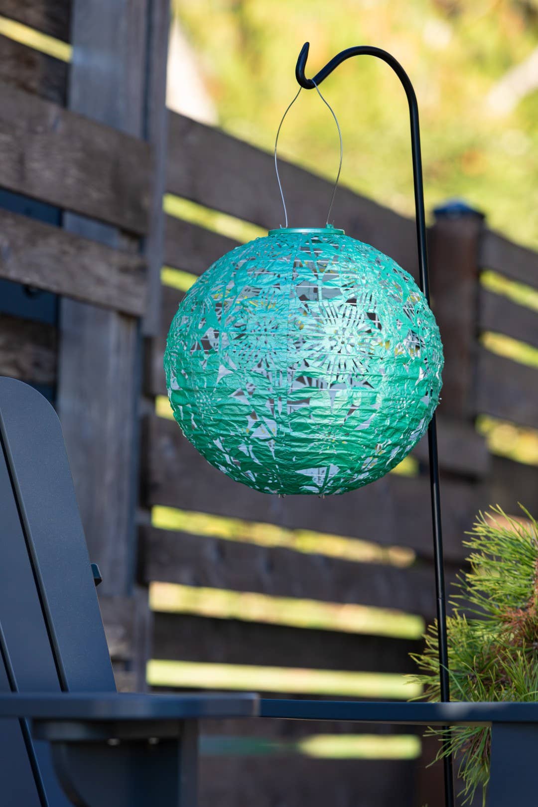 Stella Sunflower 12" Globe Solar Lantern - Jelly Mint