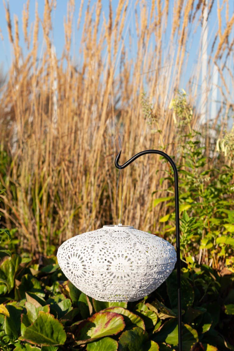 Stella Crown Chantilly Lace Solar Lantern - Porcelain