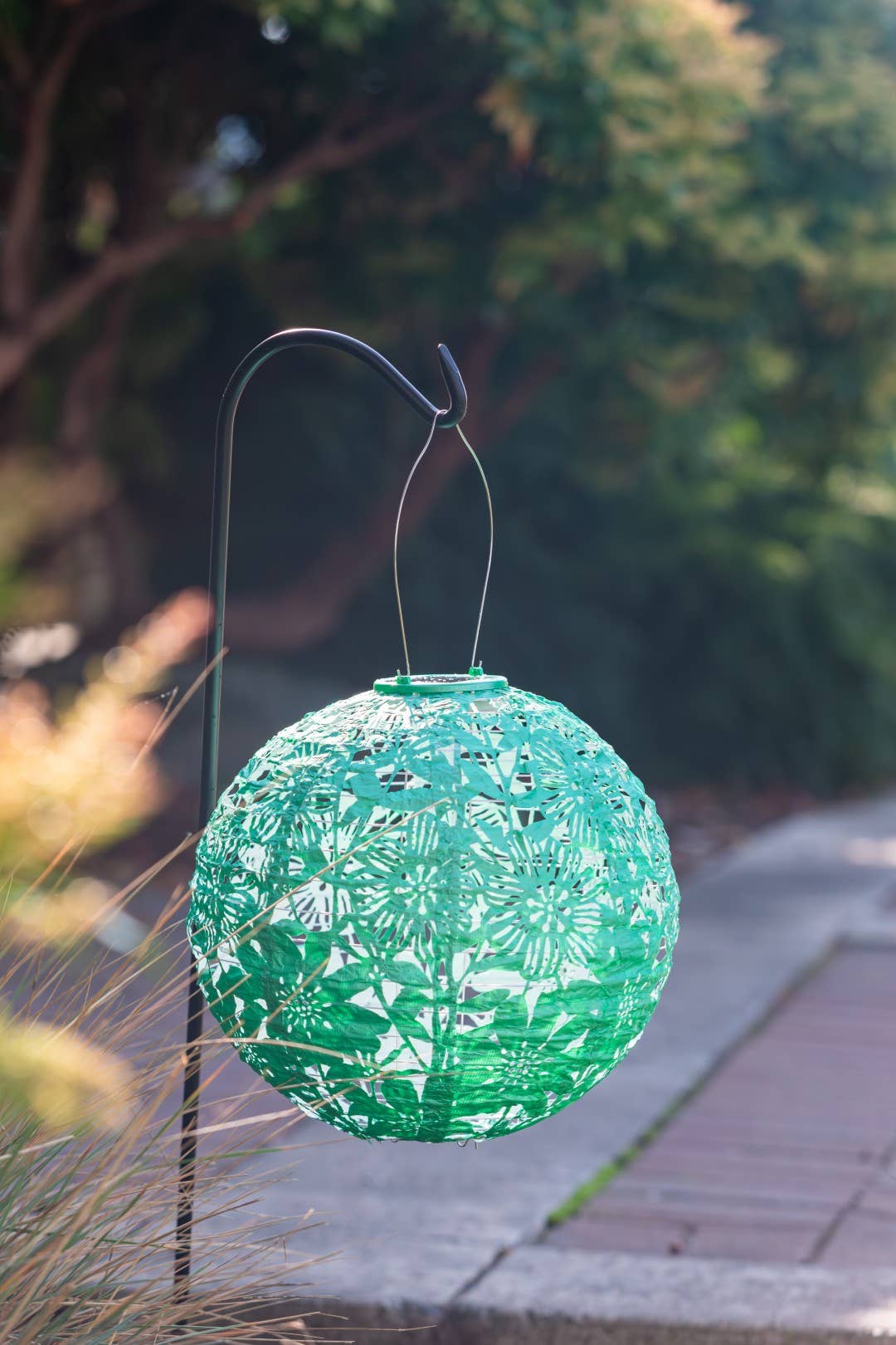 Stella Sunflower 12" Globe Solar Lantern - Jelly Mint