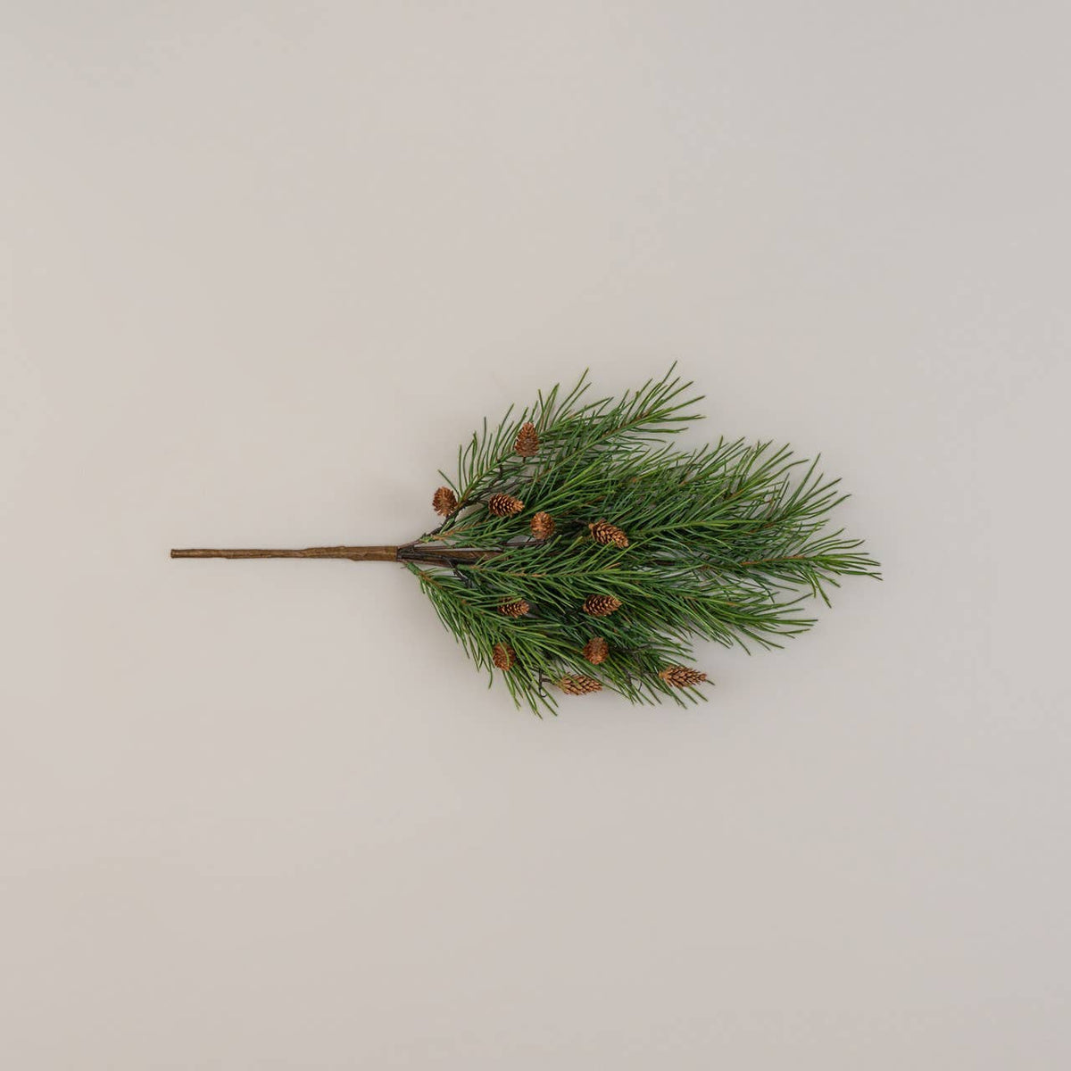 18" PINE NEEDLE W/ PINECONE PICK