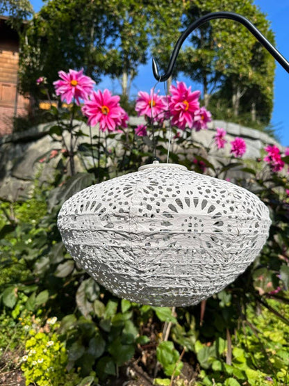 Stella Crown Chantilly Lace Solar Lantern - Porcelain