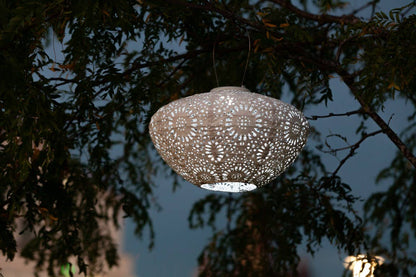 Stella Crown Chantilly Lace Solar Lantern - Porcelain